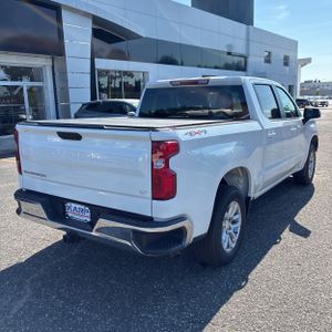 صورة 8 لـ 2023 Chevrolet SILVERADO 1500 LT