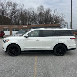 LINCOLN NAVIGATOR RESERVE - 3