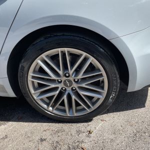 2021 Genesis G70 2.0T 缩略图 18