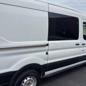 FORD TRANSIT 150 - 9