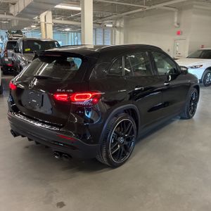 MERCEDES-BENZ GLA-CLASS AMG - 8