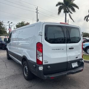 FORD TRANSIT 150 - 5