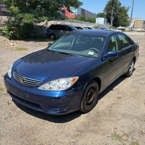 2006 Toyota CAMRY LE photo 1