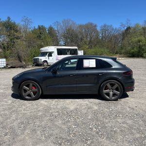 PORSCHE MACAN GTS - 3