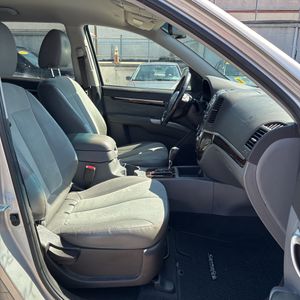 صورة 32 لـ 2011 Hyundai SANTA FE SE