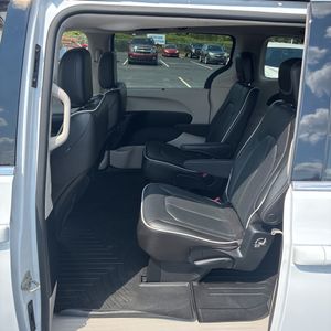 2022 Chrysler PACIFICA LIMITED — миниатюра 34