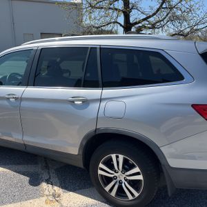 HONDA PILOT EX - 6