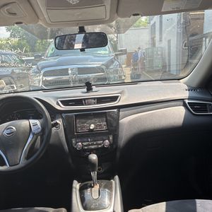 2015 Nissan ROGUE SV 缩略图 36