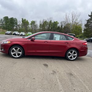 FORD FUSION SE - 3