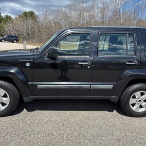 JEEP LIBERTY SPORT - 4