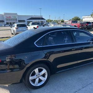 VOLKSWAGEN PASSAT 1.8T S - 9