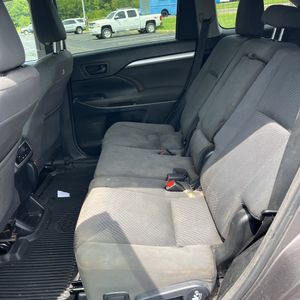 صورة مصغرة 34 لـ 2017 Toyota HIGHLANDER LE
