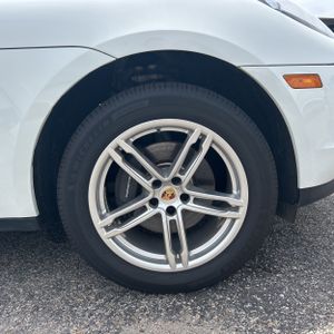 2019 Porsche MACAN BASE — миниатюра 20