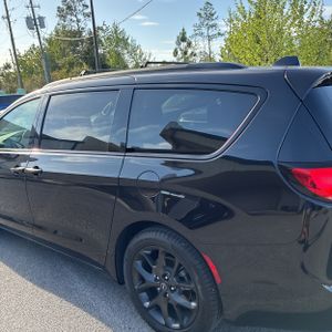 CHRYSLER PACIFICA LIMITED - 5