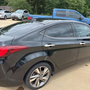 HYUNDAI ELANTRA LIMITED - 9