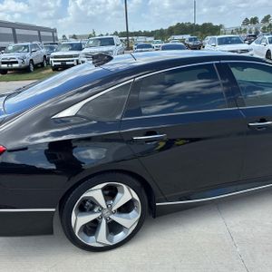 2019 Honda ACCORD TOURING — фото 9