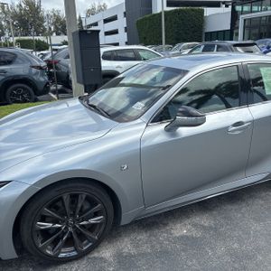 2023 Lexus IS 350 F SPORT — фото 2