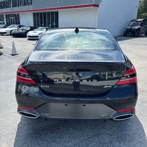2025 Genesis G70 2.5T STANDARD photo 7