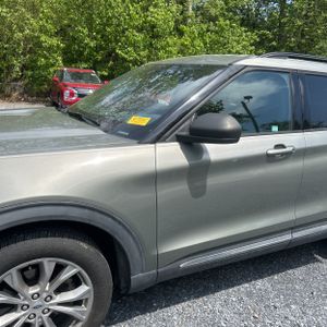 FORD EXPLORER XLT - 2