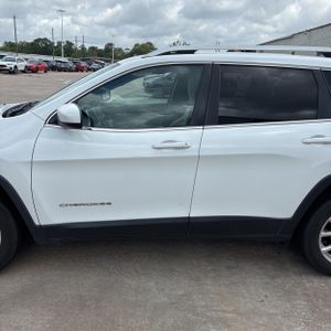 JEEP CHEROKEE LATITUDE - 4
