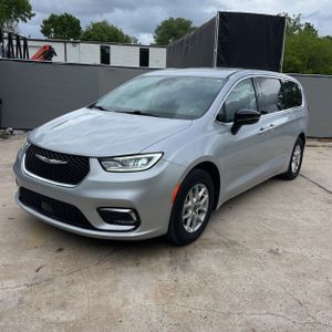 CHRYSLER PACIFICA TOURING L - 1