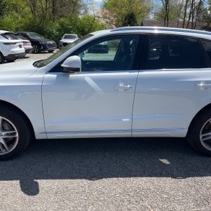 AUDI Q5 2.0T PREMIUM - 4