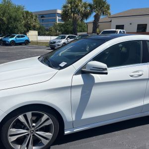 MERCEDES-BENZ CLA - 2