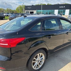 FORD FOCUS SE - 9