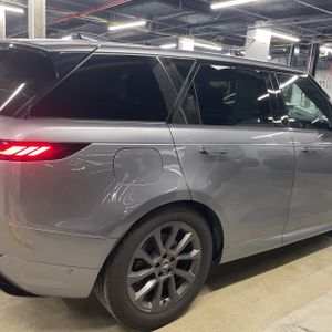 صورة 9 لـ 2024 LAND Rover RANGE ROVER SPORT P400 DYNAMIC SE