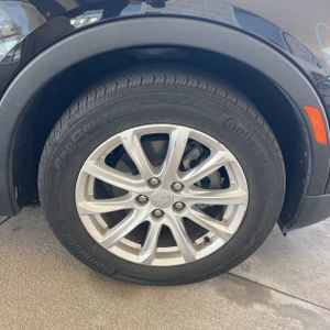 صورة مصغرة 19 لـ 2023 Cadillac XT4 LUXURY