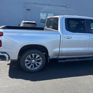 صورة 9 لـ 2019 Chevrolet SILVERADO 1500 RST