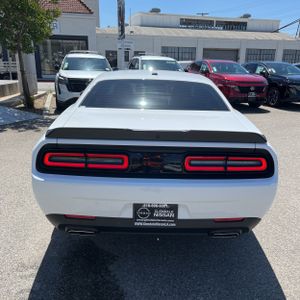 DODGE CHALLENGER GT - 6