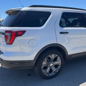FORD EXPLORER SPORT - 9