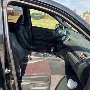2017 Honda RIDGELINE BLACK EDITION thumbnail 32
