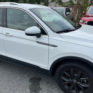2024 Volkswagen TIGUAN SE 4MOTION — фото 13