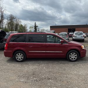 CHRYSLER TOWN & COUNTRY TOURING - 10