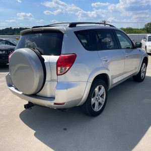 TOYOTA RAV4 - 8