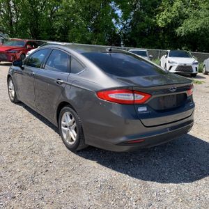 FORD FUSION SE - 5