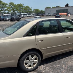 2004 Toyota AVALON XL 照片 9