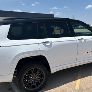 2025 JEEP GRAND CHEROKEE L SUMMIT RESERVE 照片 9
