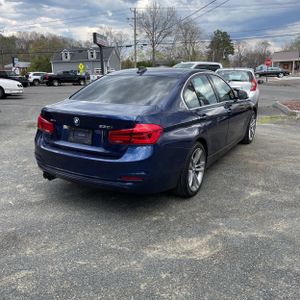 BMW 330I XDRIVE - 8