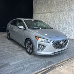 2020 Hyundai IONIQ HYBRID SEL photo 10