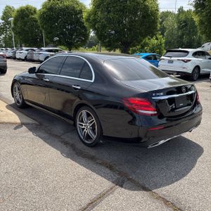 MERCEDES-BENZ E-CLASS - 5