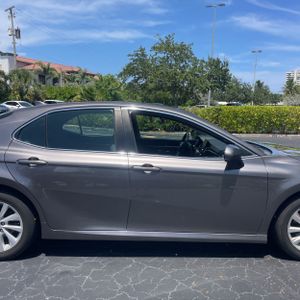 صورة مصغرة 11 لـ 2024 Toyota CAMRY LE