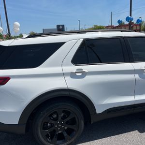 FORD EXPLORER ST-LINE - 9