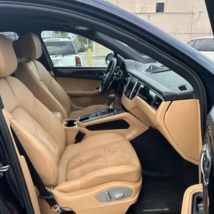 2017 Porsche MACAN BASE 照片 32