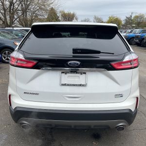 FORD EDGE SEL - 7