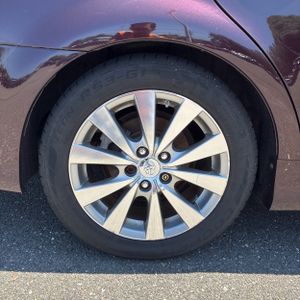 2011 Toyota AVALON LIMITED — миниатюра 19