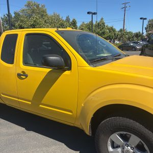 2012 Nissan FRONTIER SV — миниатюра 13