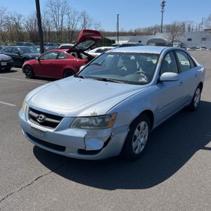 HYUNDAI SONATA GLS - 1